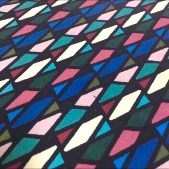 LULAROE Azure Skirt Knee Length Stained Glass Kaleidoscope Retro Mod Size XS NWT - Picture 12 of 14